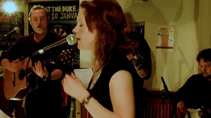 Laura Ward & The Risen Road - Spancil Hill