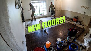 Installing Hardwood Floors | Timelapse | Fixer Upper Ep. 11