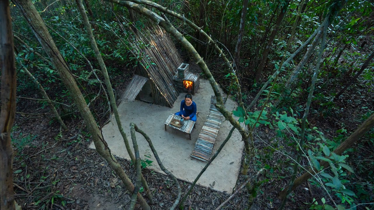 Girl Live Off Grid Built Wooden Log Home Shelter to Live in the Wild ...