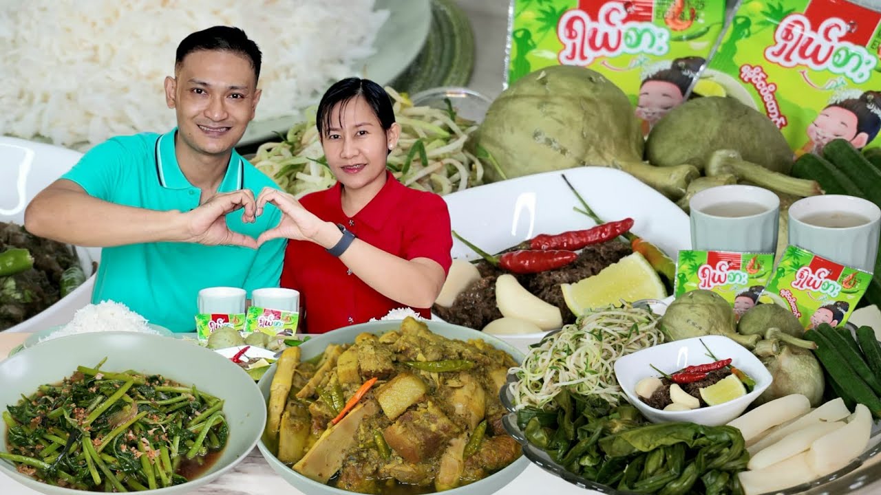 ​ဆောင်းရာသီဓါတ်စာ/ရခိုင်ငပိ​ထောင်းစစ်စစ်နဲ့ချက်ထားတဲ့ ​မျှစ်​တောဝက်ရခိုင်ဟင်း