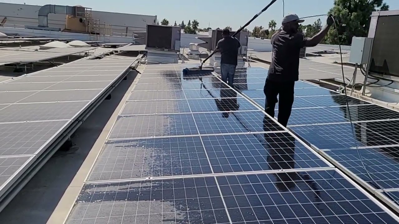 Solar Panel Cleaning Commercial 4000 panels 