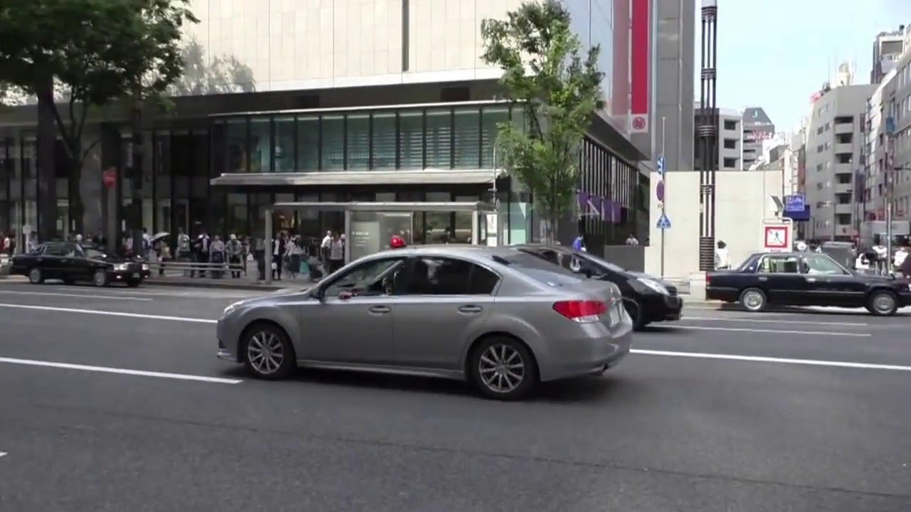 警視庁 覆面パトカー 緊急走行 スバル レガシィ Tokyo M P D Unmarked Police Car Subaru Legacy Youtube