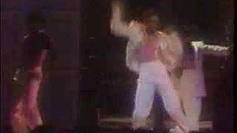 Diana Ross With Waack Dancers