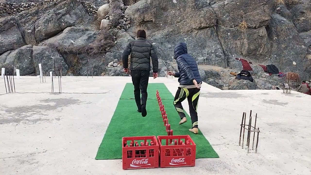 Bottle game racing competition 