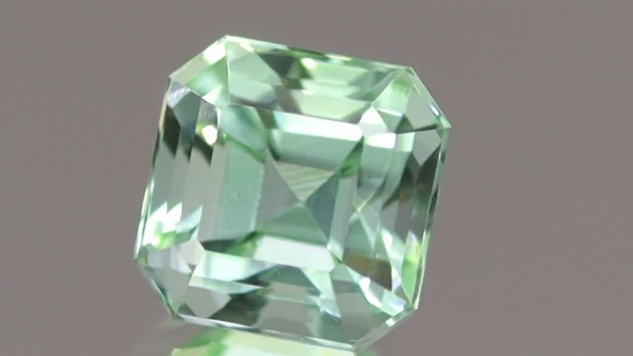 天然トルマリン 0.82ct 【ミントグリーン】 清涼感