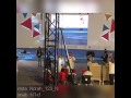 شاب مصاب ب الاعاقه يبكي بسبب انتها عبد الكريم الحربي من مهرجان المدبنه تجمعنا ع انشوده فمان الله