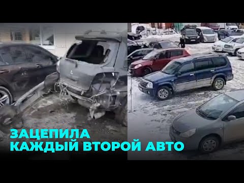 Автоледи додрифтилась: когда не получилось выехать с тесной парковки