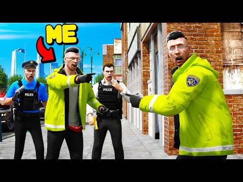 Impersonating Cops In GTA 5 RP