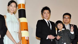 ロケット発射音が劇場にこだま。その振動に前田旺志郎もビックリ！／藤原竜也、杏、三浦友和らが登壇、映画『おかえり、はやぶさ』初日舞台挨拶