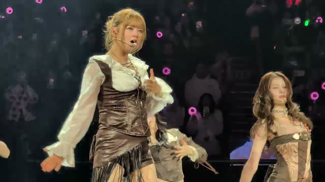 Twice Day 4 at The Kia Forum - Gone (4k Fancam)