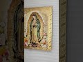 Cuadro flotante dorado de la Virgen de Guadalupe 40x50cm