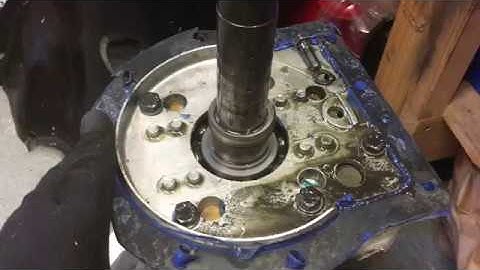 Triumph TR3a Gearbox overdrive leak investigation part 2