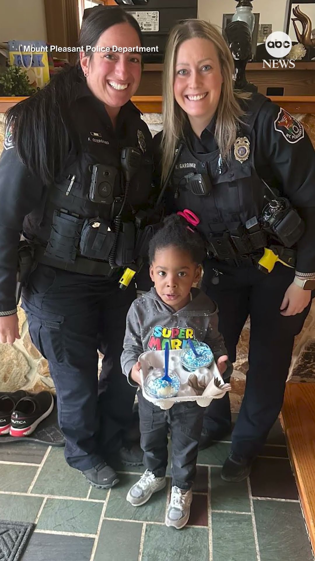 4-year-old boy calls 911 after 'bad mom' eats his ice cream