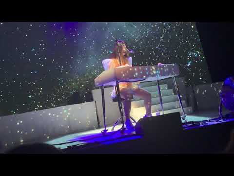 Marina Teen Idle