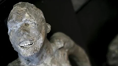 Wie viele Leichen wurden in Pompeji gefunden?