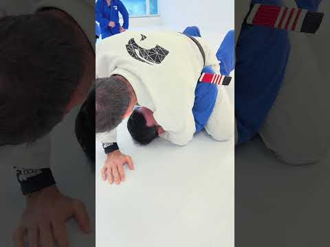 Da meia-guarda à finalização: evolução técnica no Jiu-Jitsu #JiuJitsu #JiuJitsuBlumenau #Blumenau