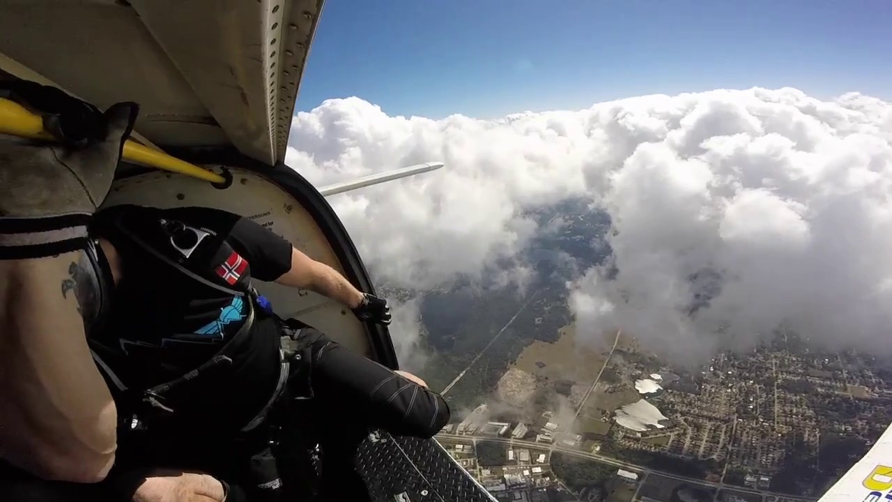flying through a rainbow a.k.a "pilot glory" (jump 219, DeLand) YouTube