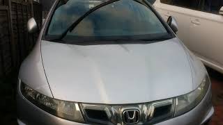 How to replace windscreen wiper blade on a Honda Civic