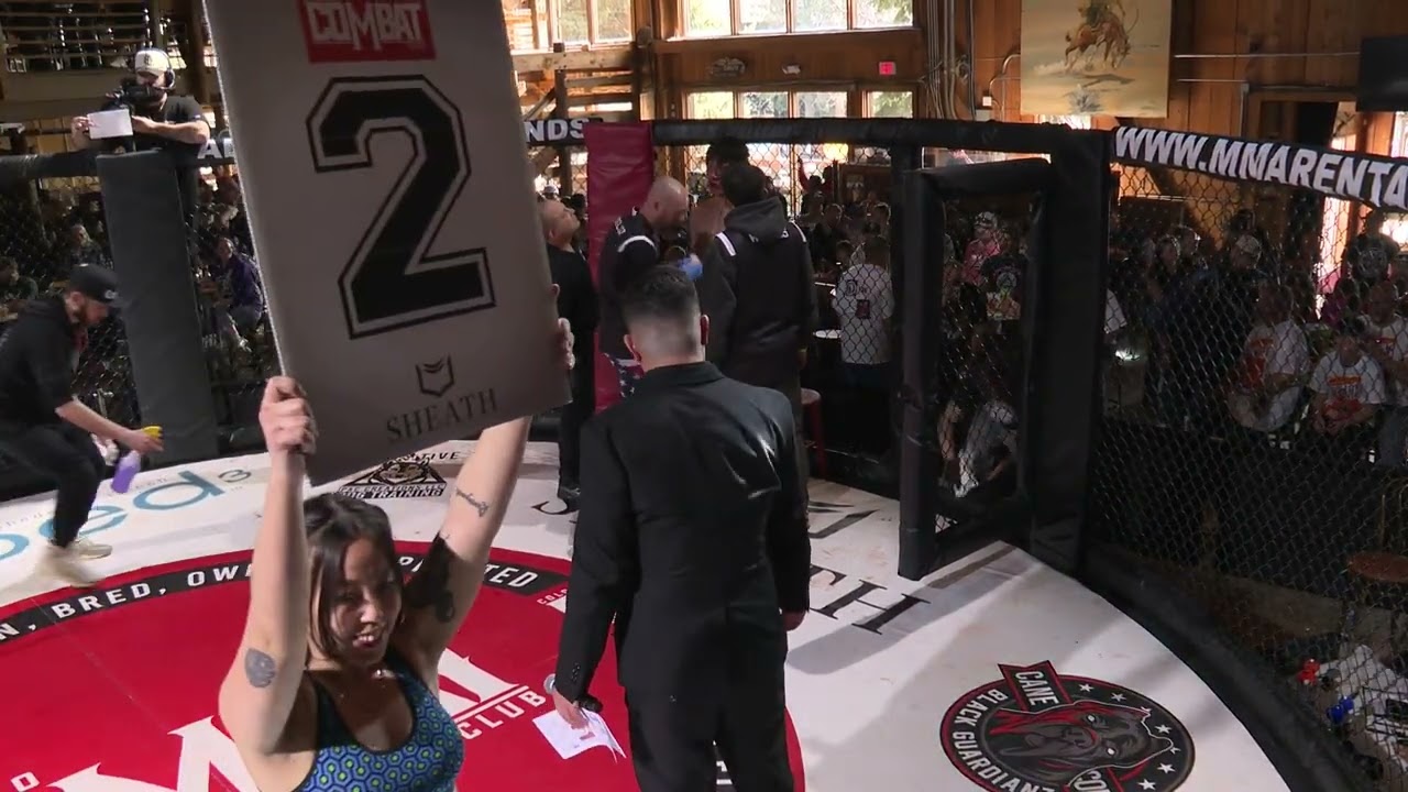 Colorado Combat Club 28   William Henry Vs Adam gao