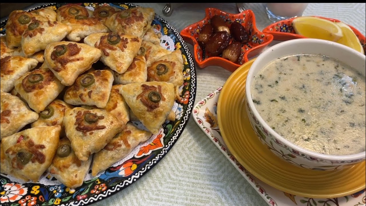 الذ شوربة جريش بيضاء واسهل فطاير  دجاج بالفرن بالذ طعم