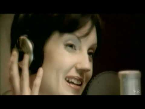 YouTubeでATB - You're Not Alone (2002)を視聴