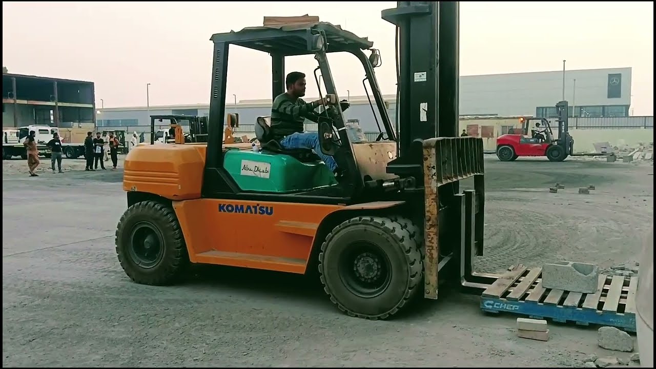 forclip training in abu dhabi to get big machines, vehicles license, forclip training video abudhabi