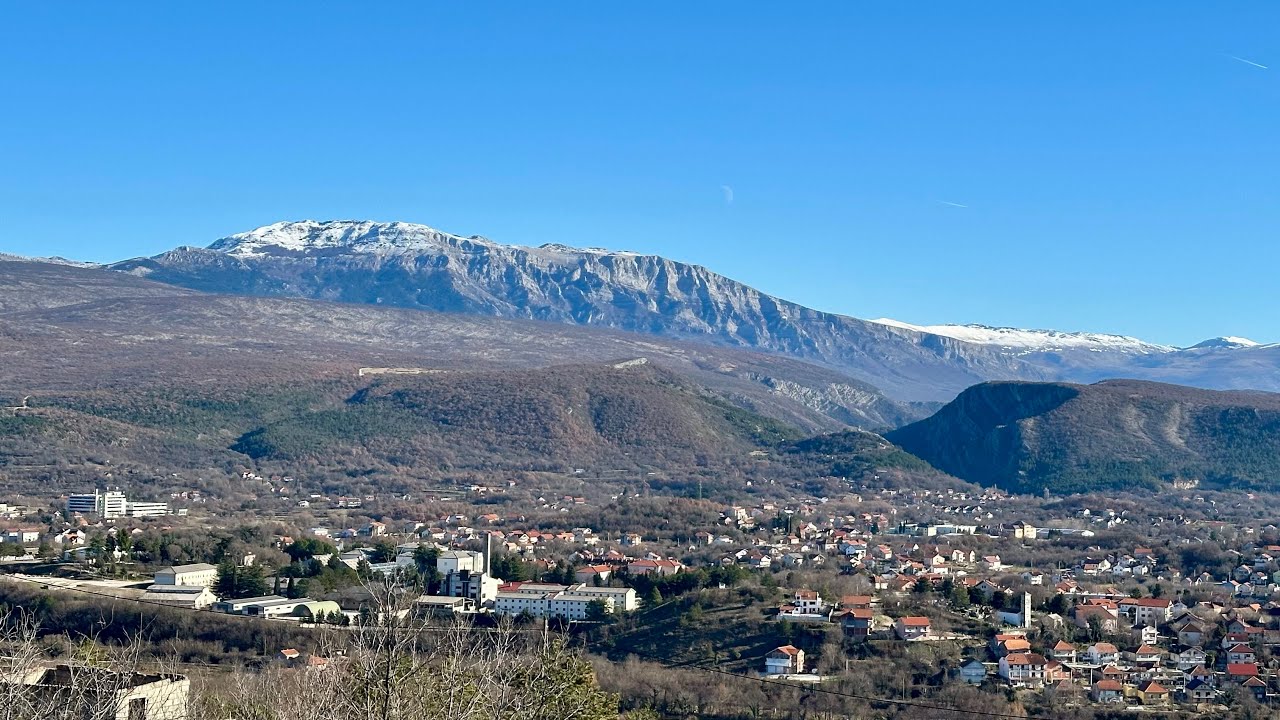KNIN 