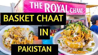 Secret Food Point | First Time Lucknow Street Food in Pakistan | Potato Basket Chaat screenshot 3