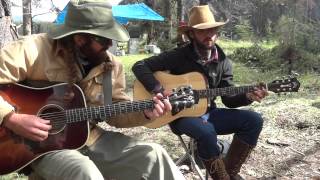 Vignette de la vidéo "Ryan Bingham - The Poet - at the campfire #2"