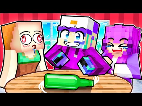 Minecraft SPIN THE BOTTLE with Crazy Fan Girl!