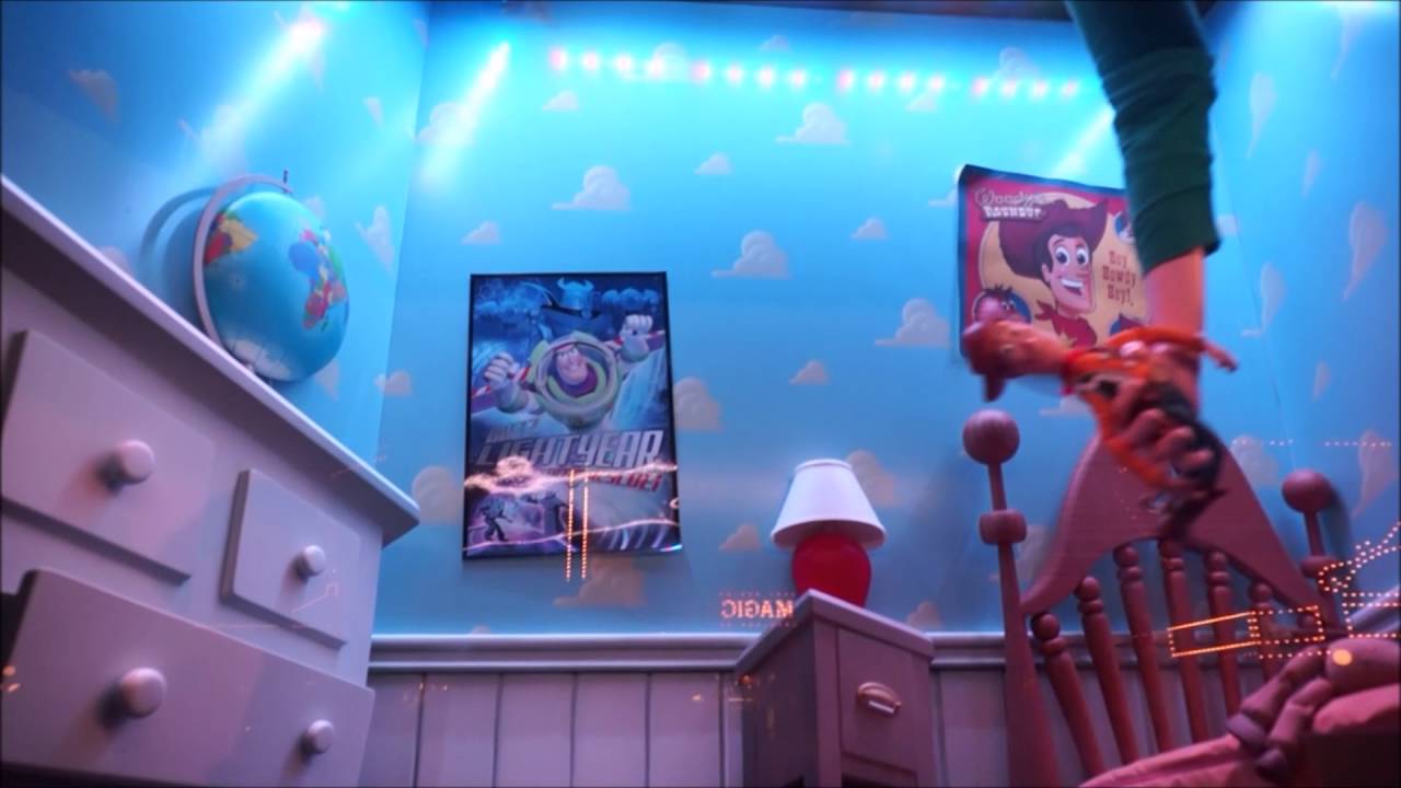 【60 Anniversary】Disneyland Main Street 3D Window Display Toy Story ...