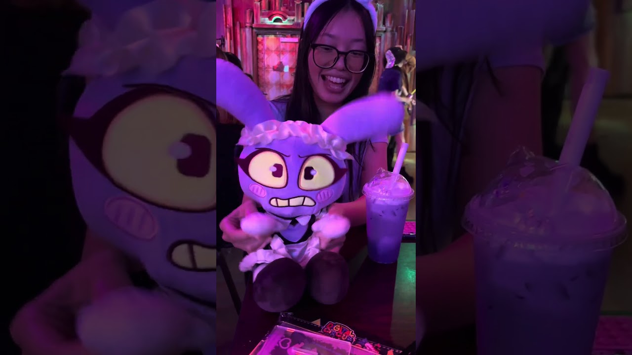 Come with me to The Amazing Digital Circus x Requiem Cafe in Anaheim! #tadc #theamazingdigitalcircus