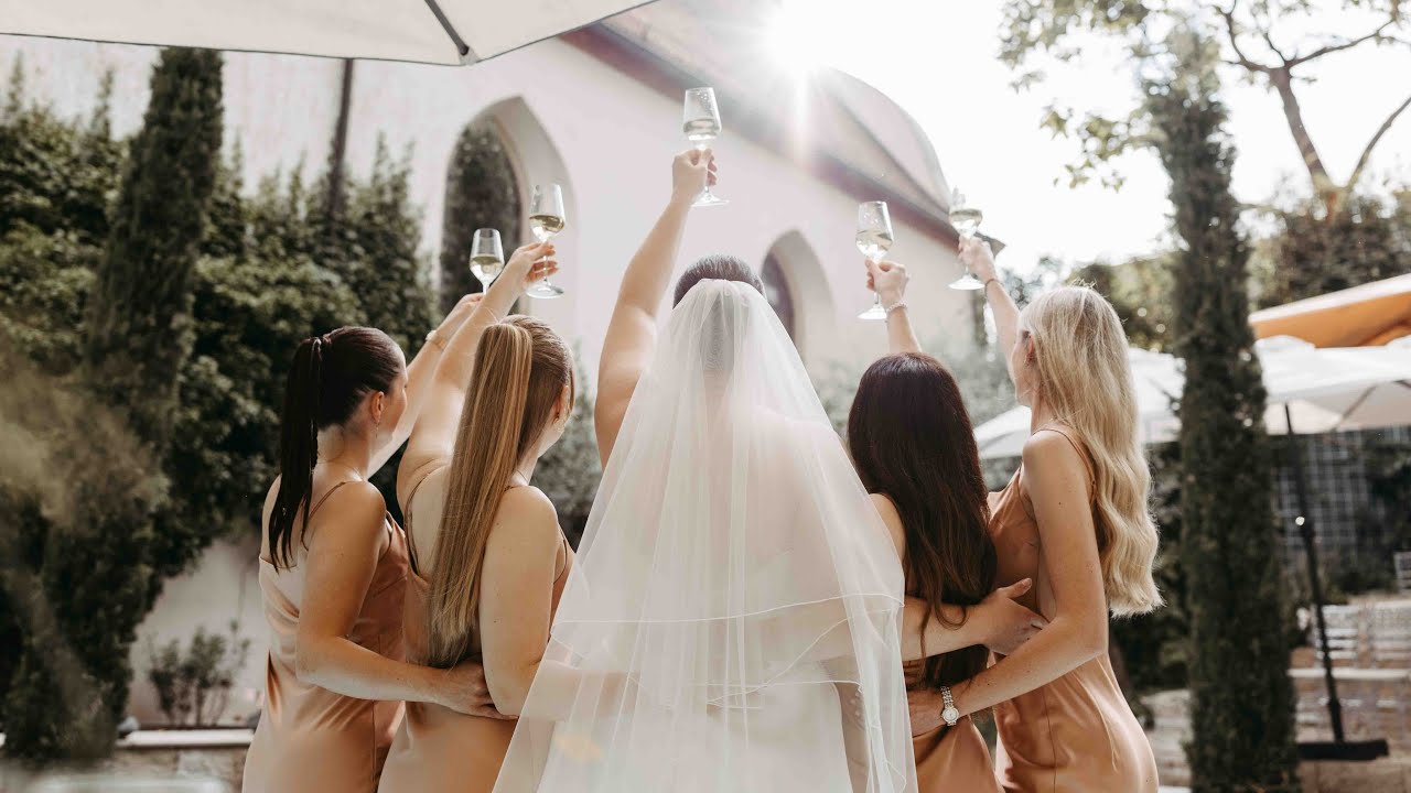 Morrhof Hochzeit | Toskana-Vibes trotz Regen - Hochzeitsvideo