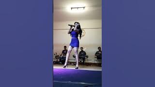 Perlahan / Adinda Aurora