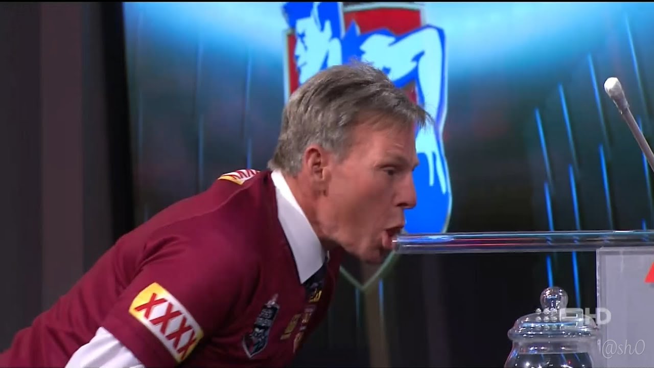 Sam Newman V Taylor Walker Cockroach Blow Youtube