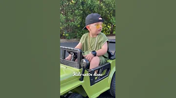 خلوني نعيش حياتي 