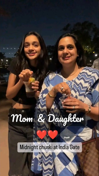 Parul Garg Midnight Chuski At India Gate With Daughter😘😘 #parulgargmakeup #shorts