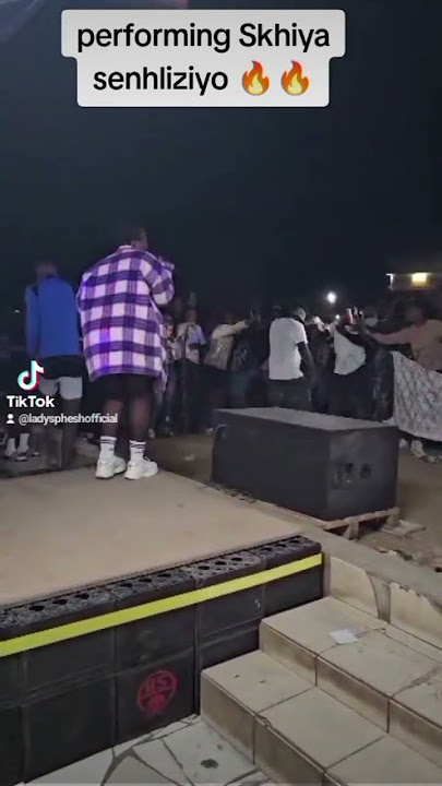 Performing Skhiya senhliziyo #amapiano #amapianomix2022latestsongs #newmusic #amapianosongs