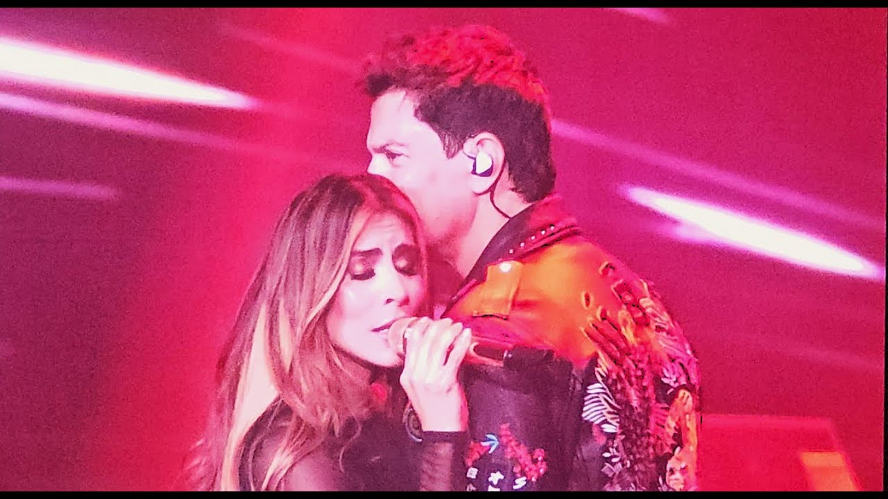 ENTRE COMPLICES TOUR / YAHIR Y MARÍA LEÓN 