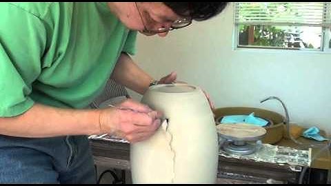 105. Trimming a Tall Bottle / Vase on a Leather-Hard Chuck with Hsin-Chuen Lin