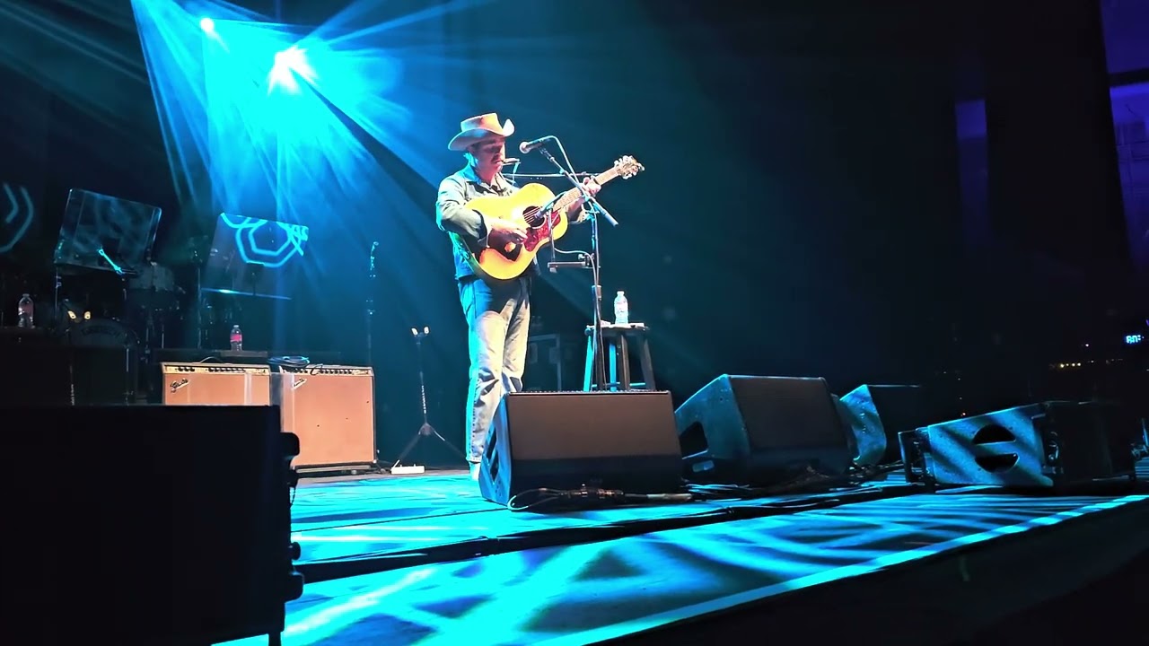 "Laura Wilson" / Joe Purdy opening for Tedeschi Trucks Band in Phoenix, AZ on June 11, 2024.