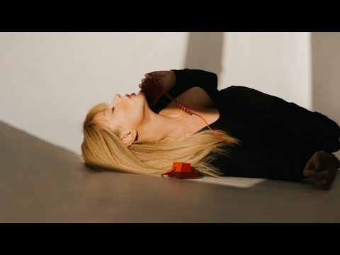 Тіна Кароль/Tina Karol - Поцелуй на фарт (Mood Video)