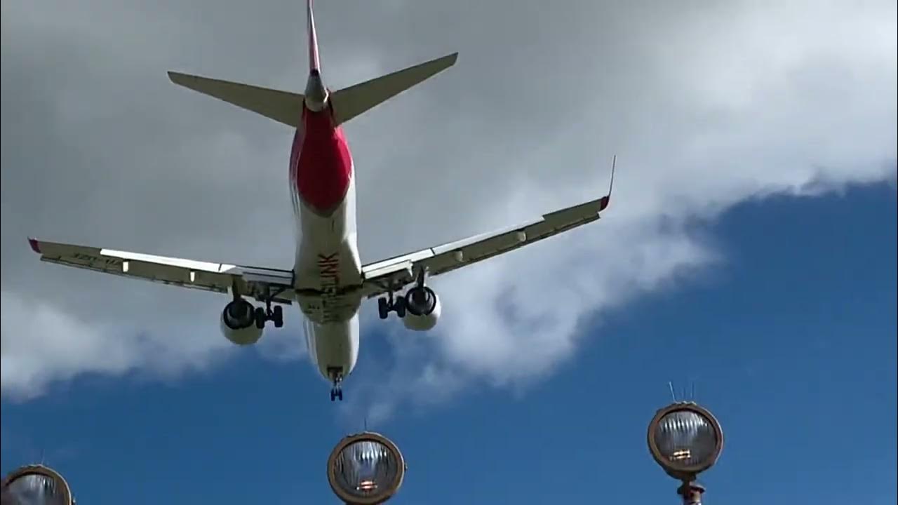 Embraer e190AR landing and ypad/adelaide YouTube Embraer e190AR landing and ypad/adelaide YouTube