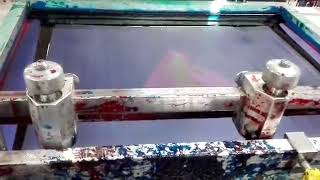 Screen printing a traffic sign