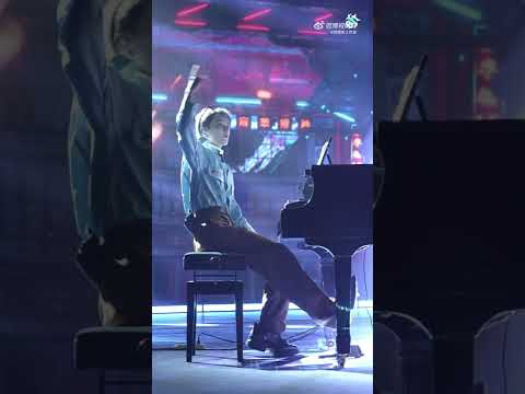 [2K FOCUS CAM] XIN Liu 刘雨昕【这就是街舞5】《今天不跳舞》钢琴演奏+Talk Box直拍【Street Dance of China S5】Piano+Talk Box