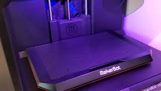 Review and Demo of the Makerbot Replicator 