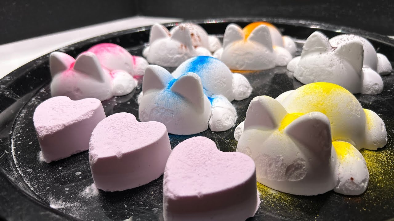 ASMR Sleepy Cats Baking Soda Crush