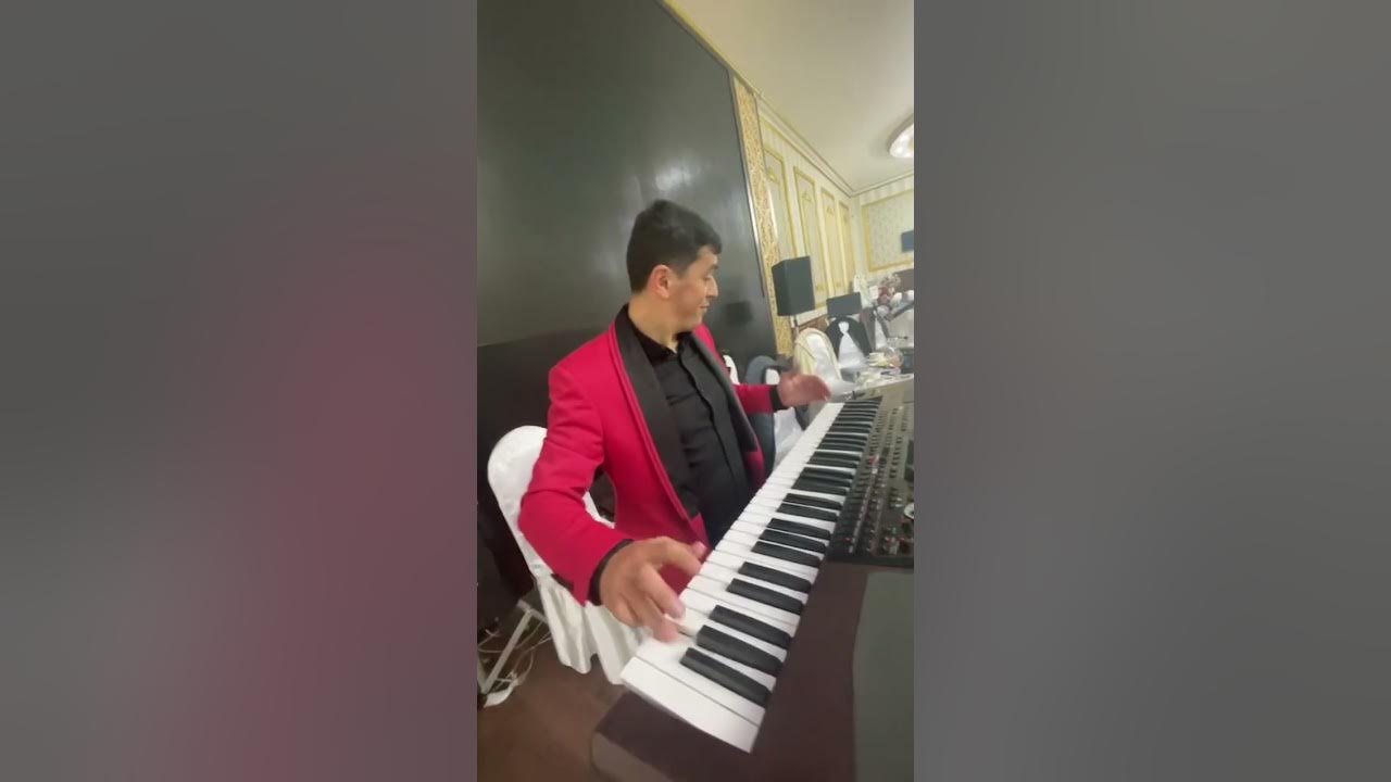 Песня туфли муфли сакит самедов. Сакит самедов 2022. Сакит самедов 2021. Самед самедов туфли муфли. Сакит самедов - туфли муфли (дома).