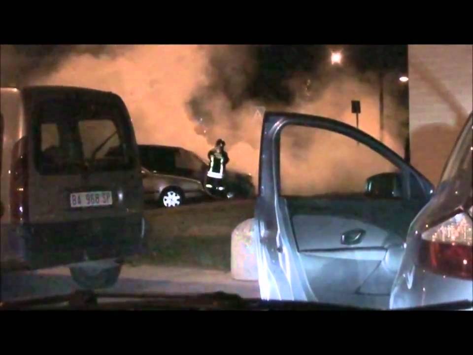 Incendio vettura via Matteotti, Limbiate 28/04/2011 Vfv Bovisio Masciago