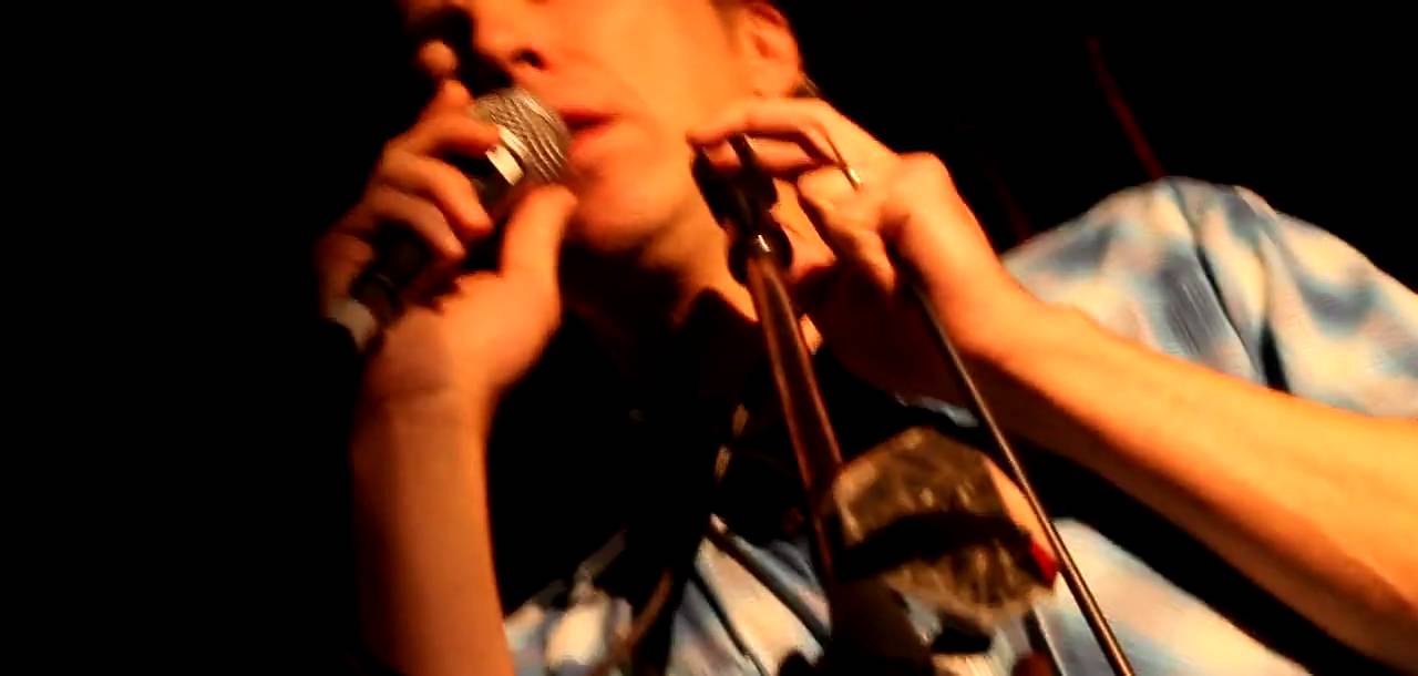Rob Snarski - Raining Pleasure (Triffids) @ Winter Ball 2010 @ Corner Hotel (17th July 2010).mp4